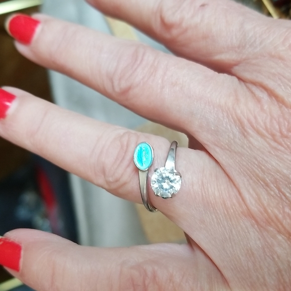 Religious Crossover ENAMEL & CZ ring - Picture 2 of 4